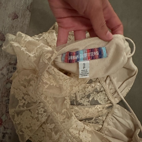 Urban Outfitters Cream Lace Tank Top / XS - Picture 3 of 3